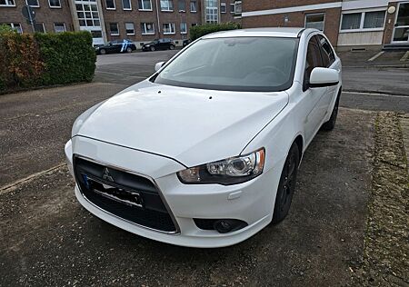 Mitsubishi Lancer 1.6 MIVEC Invite ClearTec Invite