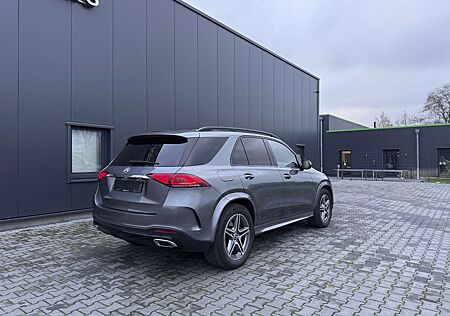 Mercedes-Benz GLE 300 d 4Matic,AMG-Line,DISTRONIC,Kamera,1Hand
