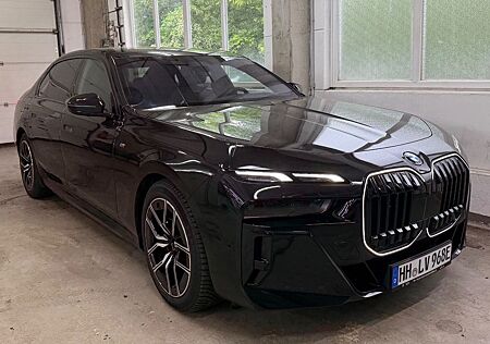 BMW i7 eDrive50 M Sportpaket PRO HUD PANO 360° Werme