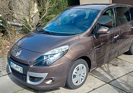 Renault Scenic Dynamique 1.6 16V 110 Dynamique
