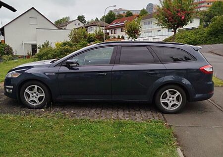 Ford Mondeo 1,6 EcoBoost Champions Edition Turnie...