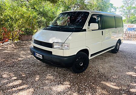 VW T4 Volkswagen Camper Van 2.4