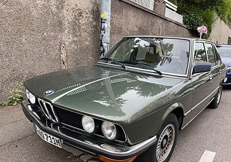 BMW 528i - E12 Bj. 1981