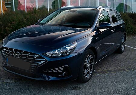 Hyundai i30 + abnehmbare Anhängerkupplung