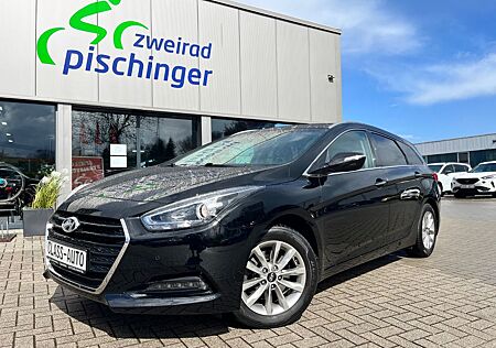 Hyundai i40 cw blue Trend Winterpaket/AHK/Navi/Kamera