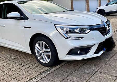 Renault Megane ENERGY TCe 100 Intens Grandtour Intens