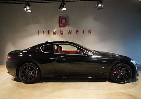 Maserati GranTurismo V8 4.7 Sport*Deutsch*Schwarz/Rot