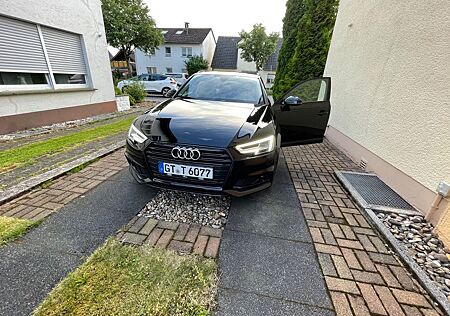 Audi A4 2.0 TDI S tronic Avant - SCHECKHEFT