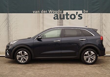 Kia Niro e- ExecutiveLine 64kWh -LEER-NAVI-ECC-C