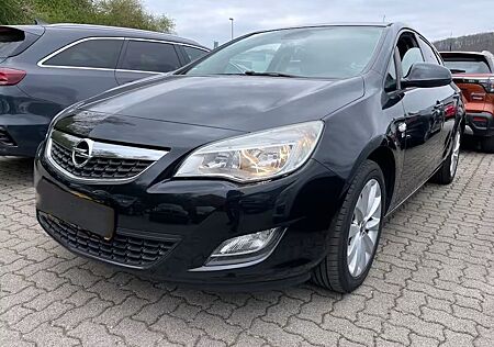 Opel Astra J Lim. 5-trg. 150 Jahre *PDC*AHK*Tempo