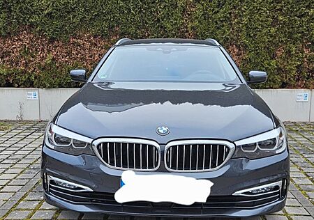 BMW 530d xDrive Touring A -