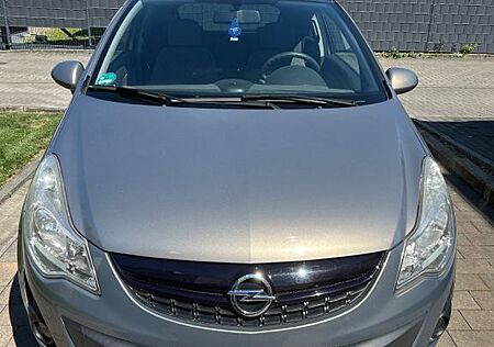 Opel Corsa 1.4 Color Edition Color Edition