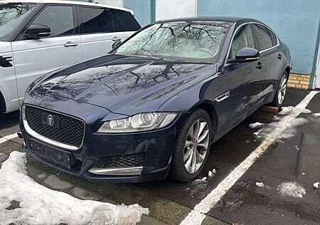 Jaguar XF Diesel 30d Aut. Prestige Motorschaden