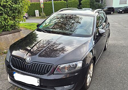 Skoda Octavia 2.0 TDI DSG Ambition Combi Ambition