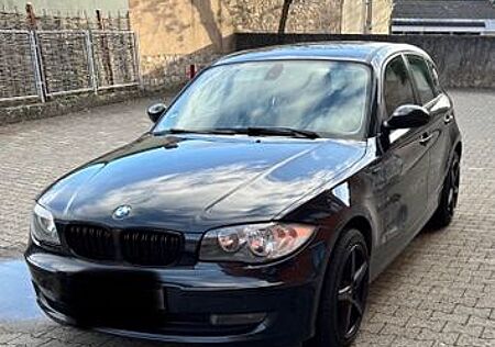 BMW 118i -