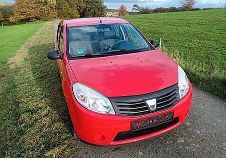 Dacia Sandero 1.4 MPI - Basisausstattung 5-trg.
