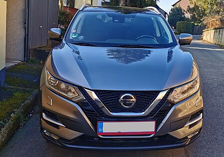 Nissan Qashqai N-CONNECTA 360°Kamera, Panoramadach