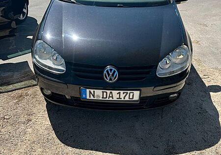 VW Golf Volkswagen V Lim. United