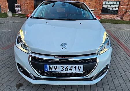 Peugeot 208 Rolland Garros 1.2 PB 110 KM