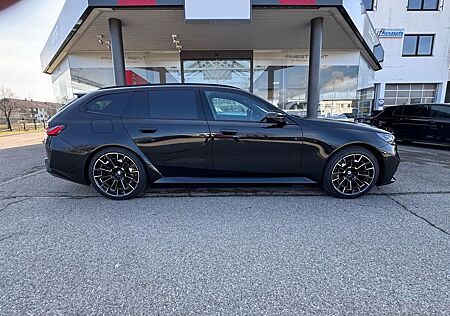 BMW M5 Touring/Ultimate/Ceramic-Brakes/Full-Full !!!