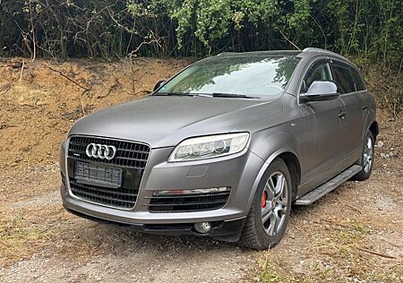 Audi Q7 3.0 TDI (DPF) quattro tiptronic -