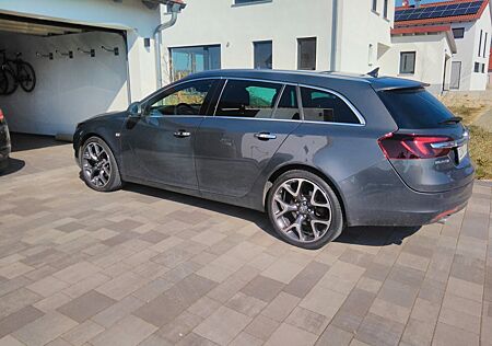 Opel Insignia ST 2.0 BiT. CDTI ecoFL. Bus. Innov....