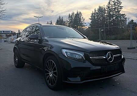 Mercedes-Benz GLC 43 AMG Atom. / Pano / Burmester / HUD