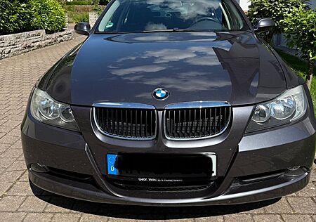 BMW 318i touring