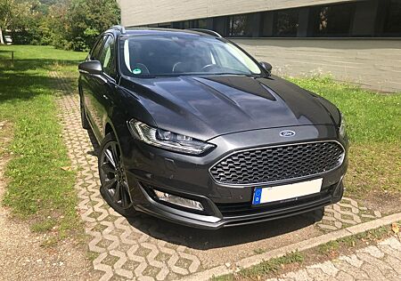 Ford Mondeo 2,0 TDCi 132kW Vignale Turnier PowerS...