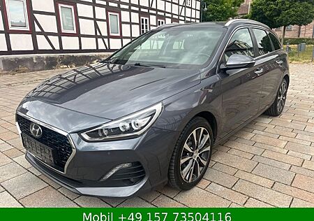 Hyundai i30 cw Premium Xenon LED Navi