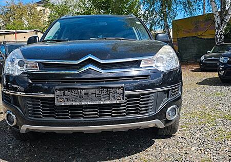 Citroën C-Crosser Exclusive, 7 Sitzer