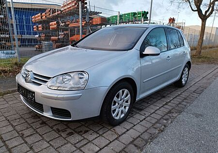 VW Golf Volkswagen 1.6 FSI Automatik/Tempomat/TÜV Neu