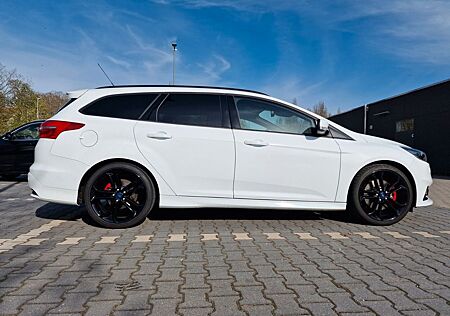 Ford Focus 2,0 EB ST Leder-Sport-Paket Turnier ST