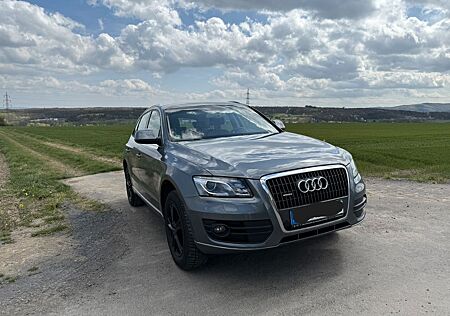 Audi Q5 2.0 TDI S tronic quattro -