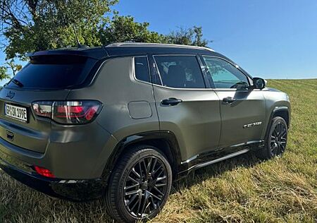 Jeep Compass 1.3l T4-PHEV 177kW Summit Automatik ...