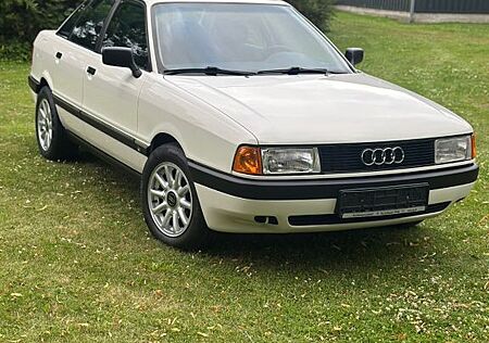 Audi 80