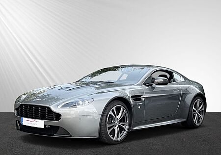 Aston Martin V12 Vantage 6.0 V12/Deutsch/Carbon/SCHALTER