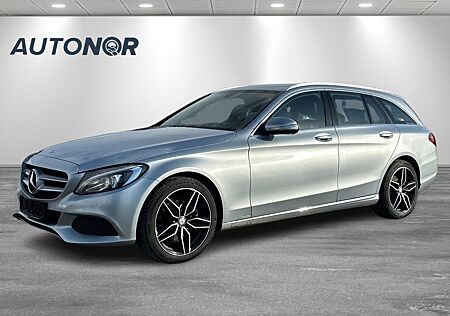 Mercedes-Benz C 220 2.2 170PS Aut. *LED*