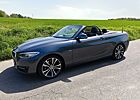 BMW 220i Cabrio Sport Line Automatik