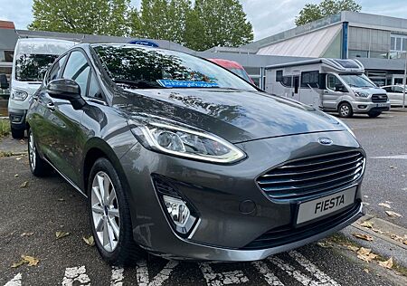 Ford Fiesta Titanium,Automatik,AHK.,Navi,Sitzh.,