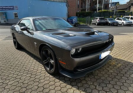 Dodge Challenger R/T 5,7L (381-PS)