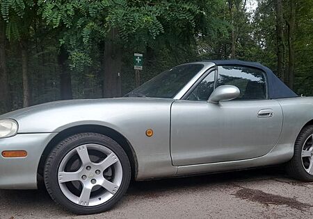 Mazda MX-5 1.6 16V Silver Blues ohne Rost COC Tüv neu