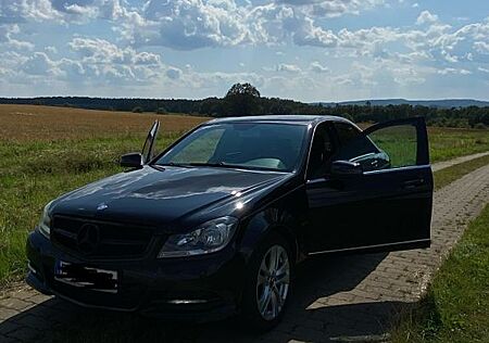 Mercedes-Benz C 180 BlueEFFICIENCY AVANTGARDE AVANTGARDE