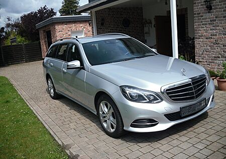 Mercedes-Benz E 220 BlueTEC T BlueEFF. Edition Autom. Edition