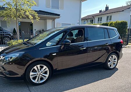 Opel Zafira Tourer TOP AUSGESTATTETER 1.4 Turbo INNOV