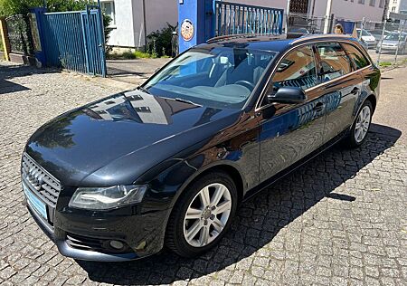 Audi A4 Avant Ambiente+SHZ+NAVI+XENON+PDC
