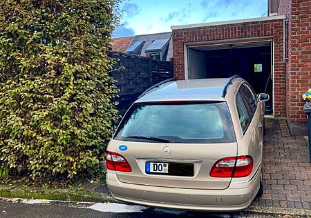 Mercedes-Benz E 270 CDI T AVANTGARDE Avantgarde