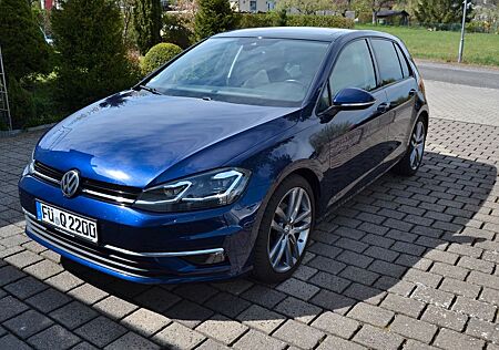 VW Golf Volkswagen 1.4 TSI 92kW DSG Highline/LED/SHZ/PANO/Temp