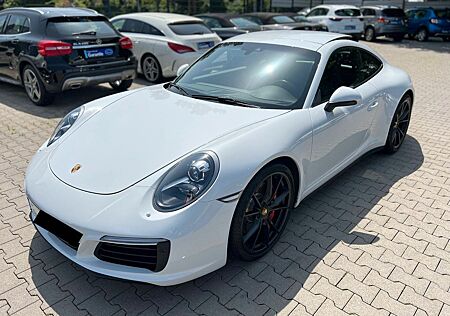 Porsche 991 Carrera 4S Coupé-Sonderanfertigung-Schalter