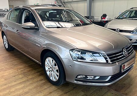 VW Passat Volkswagen Lim. KLIMAAUTO-2ZONE,PDC,NAVI,TEMPOMAT